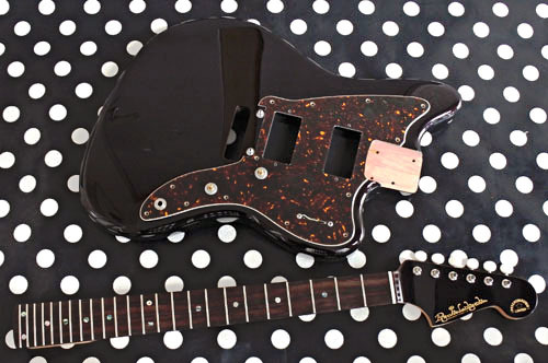 左用(レフティ)を含む「5種のGuitar」の塗装が完了!_e0053731_17135417.jpg