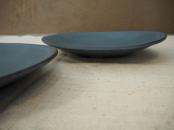 秋谷茂郎展最終日です_b0132442_14345132.jpg