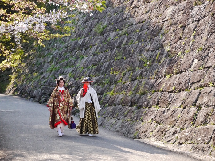 　　和歌山城でお殿様やお姫様になろう！_b0093754_15525632.jpg