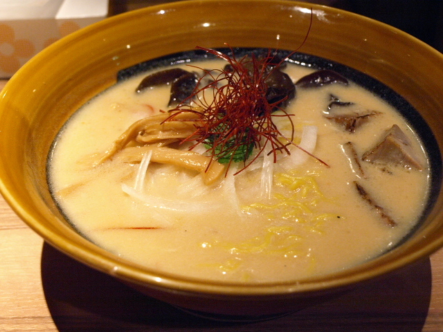 札幌 炎の味噌ラーメン 炎神 苫小牧ブログ