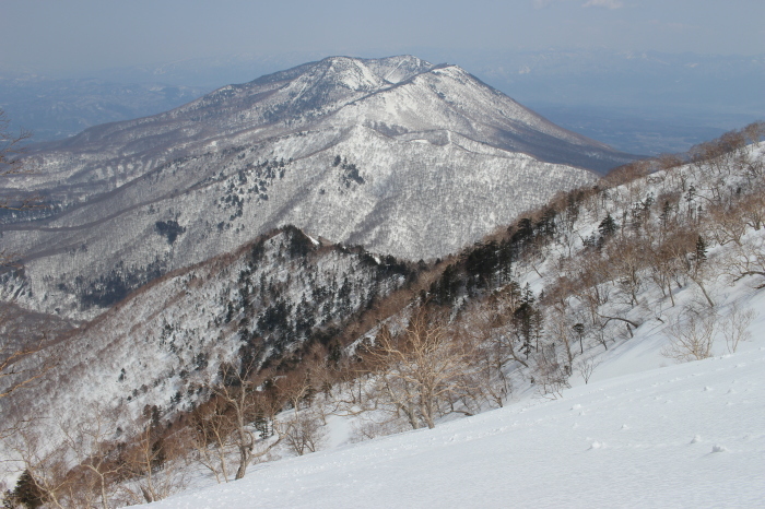 4月16日　　乙妻山_f0223068_12551149.jpg