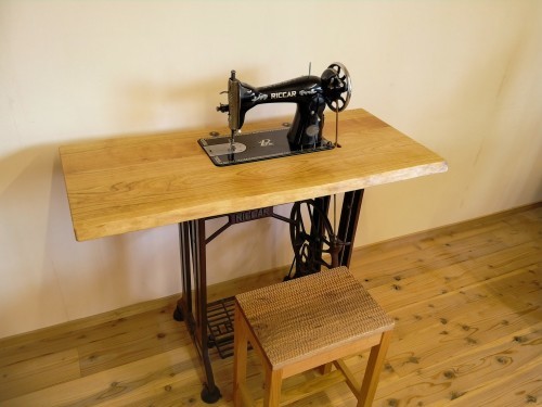 足踏みミシンのリメイク : woodworks 季の木 日々を愉しむ無垢の