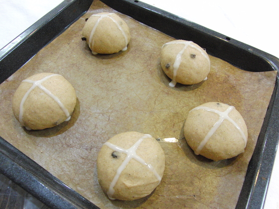 パンレク ~ ホットクロスバン ~_e0222340_1621713.jpg