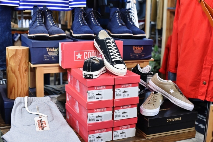 王道かつ稀少なBLACK CANVAS Lo の「CHUCK TAYLOR」 最期入荷です!★?_d0152280_20393419.jpg