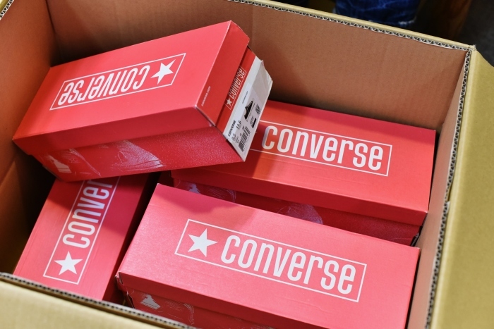 王道かつ稀少なBLACK CANVAS Lo の「CHUCK TAYLOR」 最期入荷です!★?_d0152280_20431785.jpg