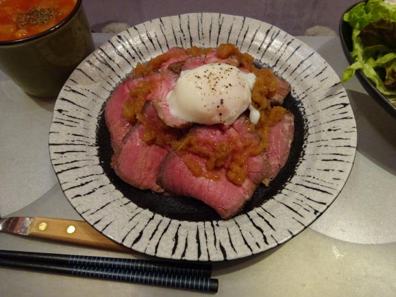 おうちでローストビーフ丼_e0230011_17225971.jpg