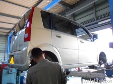 ムーヴ2台・クリッパートラック車検整備中|^・ω・)/ _c0213517_13191546.jpg