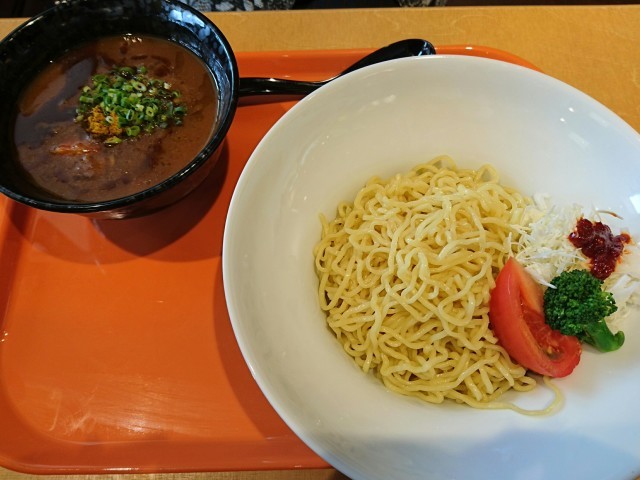 CHAMPION CURRY NOODLE（チャンピオンカレーヌードル）（小松市沖周辺土地区画整理事業区域内）_b0322744_20481410.jpg