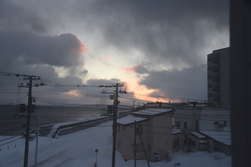 はじっこと真ん中と 北海道冬の鉄道旅 その10 朝のお散歩_a0101905_19351126.jpg