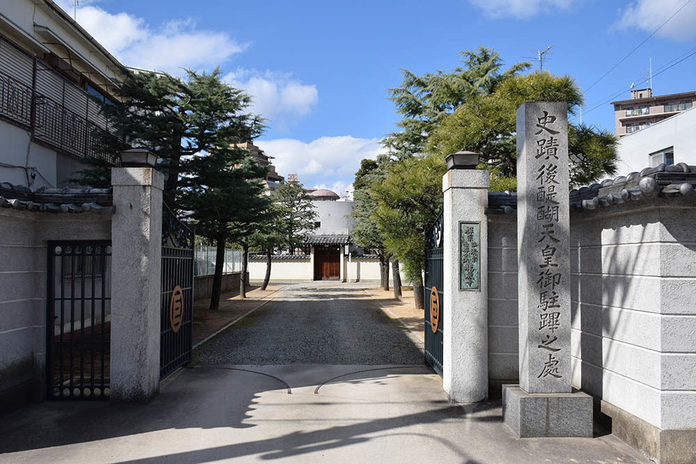 太平記を歩く。 その60 「福厳寺(後醍醐天皇御駐蹕之處)」 神戸市兵庫区_e0158128_11000001.jpg