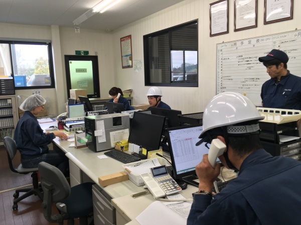 甲南工場の定期消防訓練_b0100062_14160439.jpg