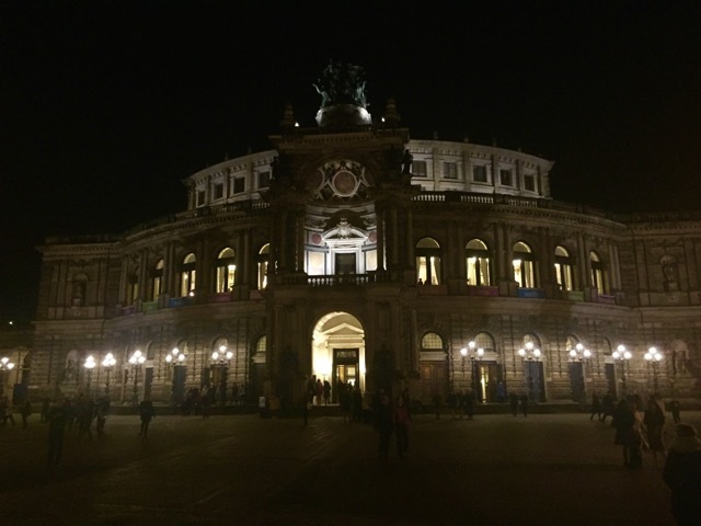  Semperoper（ドレスデン国立歌劇場）_c0194065_05332892.jpeg