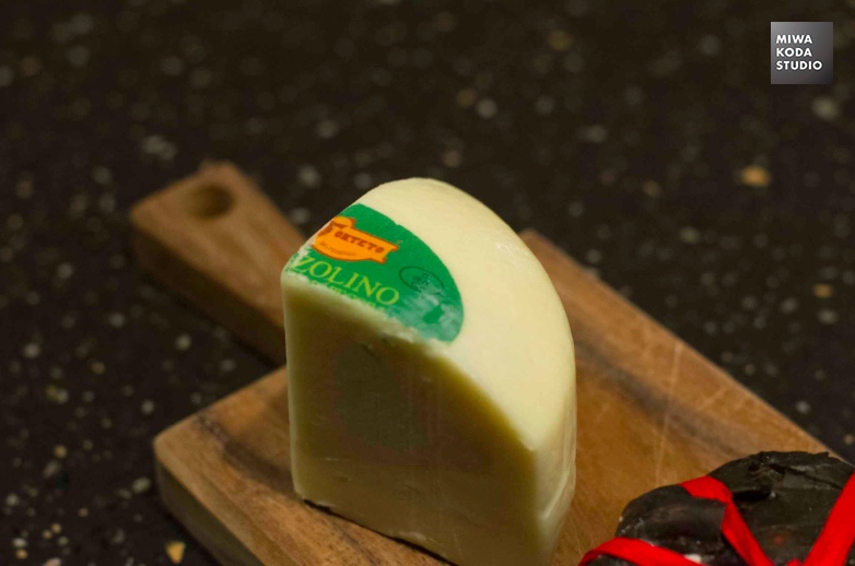 April 26, 2017 春のチーズ マルツォリーノ Spring Cheese MARZOLINO_a0307186_20315196.jpg