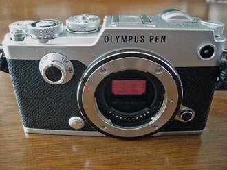 カメラをOLYMPUS PENｰFに_c0176807_16313531.jpg