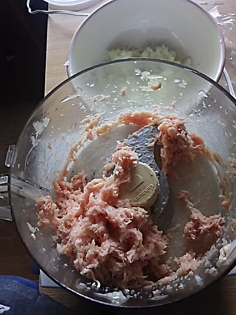 f0316507_12030385.jpg