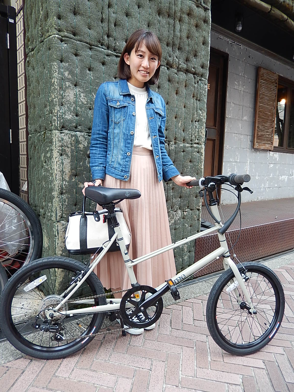4月23日　渋谷　原宿　の自転車屋　FLAME bike前です_e0188759_1801153.jpg