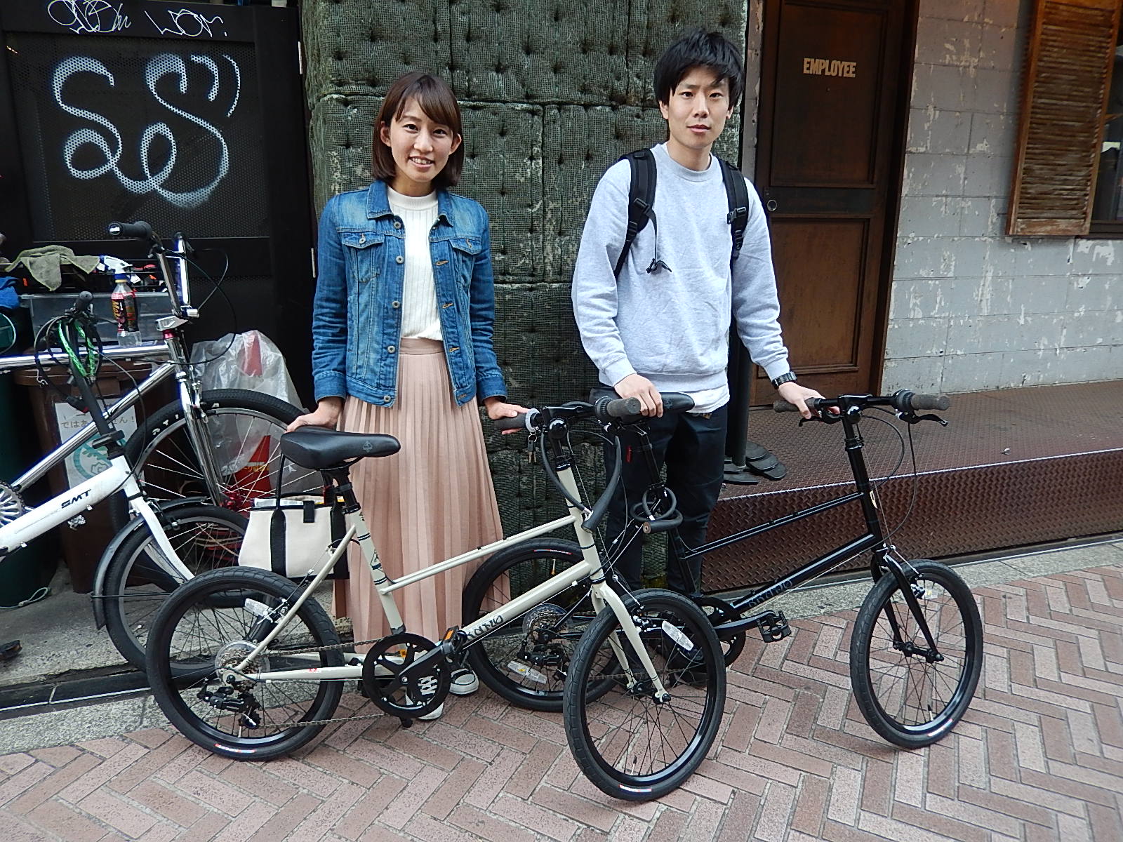 4月23日　渋谷　原宿　の自転車屋　FLAME bike前です_e0188759_1816512.jpg
