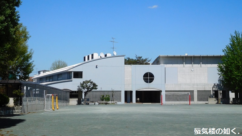 「月がきれい」舞台探訪001 三鷹市その１・学校と練習場(１話,３話,5話)_e0304702_21164961.jpg