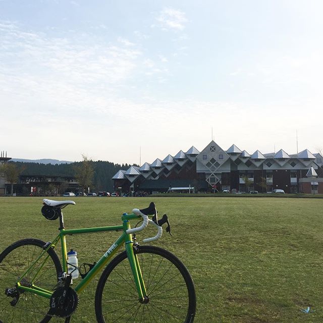 Rapha Prestige Kujuを走る男 : 盆栽自転車店ブログ