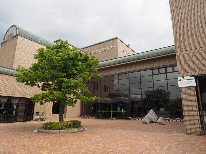 佐伯区民文化センター＆五日市中央公園_c0116915_2327539.jpg
