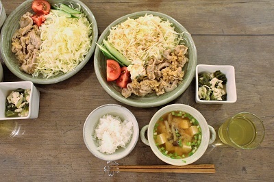 蒼色に包まれるひと時 と お弁当 と ごはん_d0249193_15184042.jpg