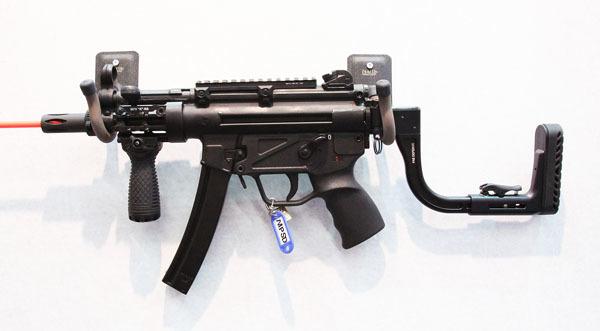 状態良好。ほぼ未使用。動作確認のみ。ＭＰ５ エアガンレビュー】BOLT MP5J（2）：本体分解編 : Bravo1は自重