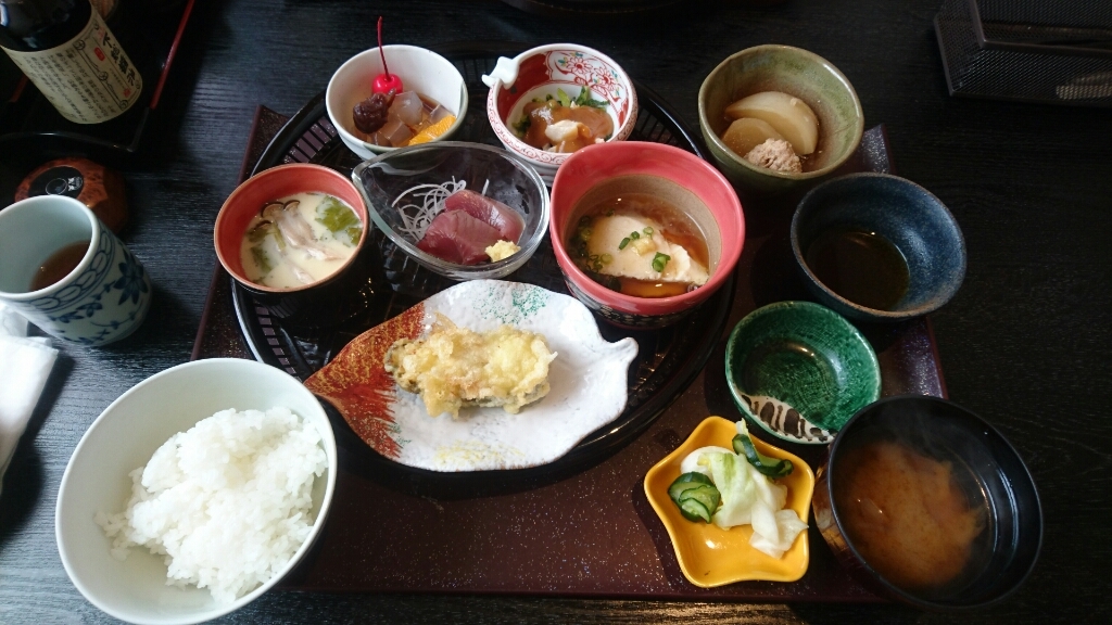 ランチ♪_e0375445_06474543.jpg