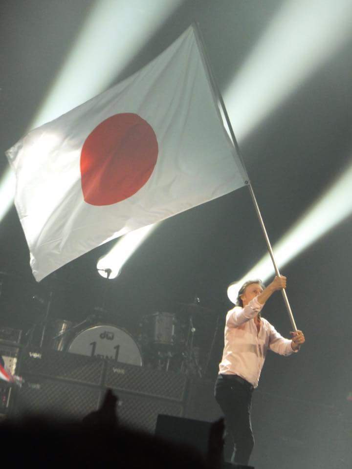 PAUL McCARTNEY ONE ON ONE JAPAN TOUR 2017 初日 日本武道館_b0042308_01301998.jpg