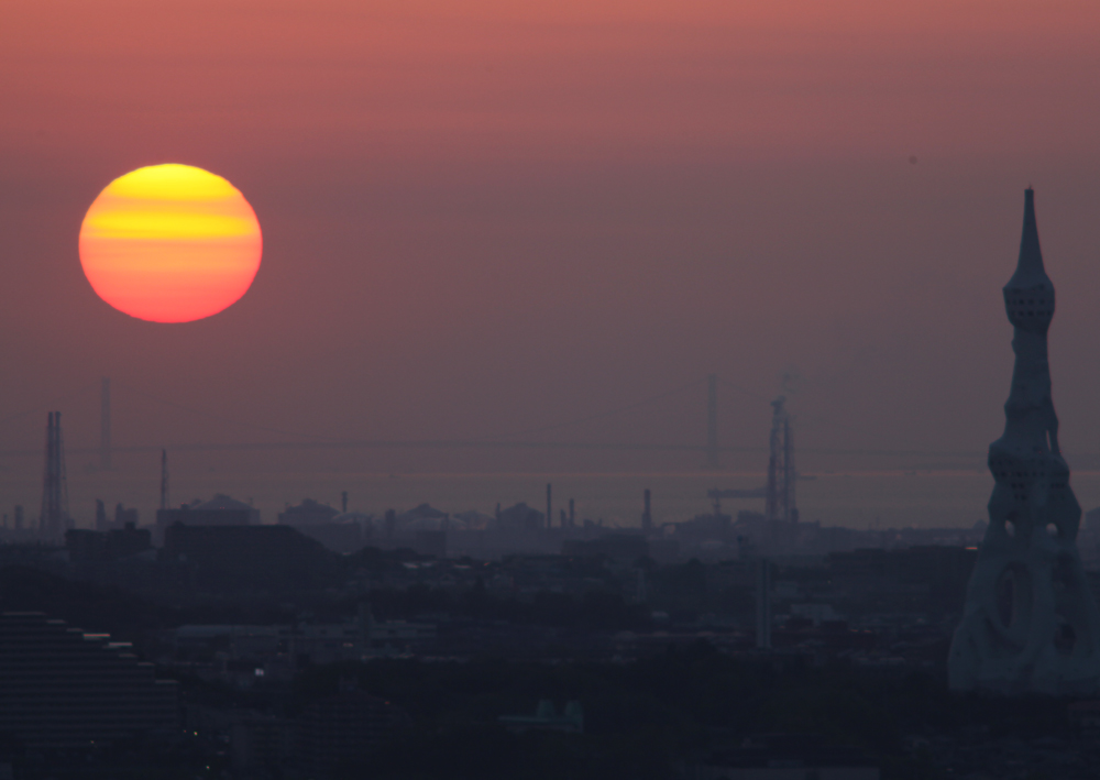 大阪　河南町　持尾　明石海峡大橋に沈む夕日_c0108146_21531710.jpg