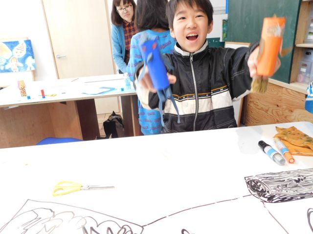 お散歩人形その2〜描く活動を楽しむ_d0076558_12072225.jpg
