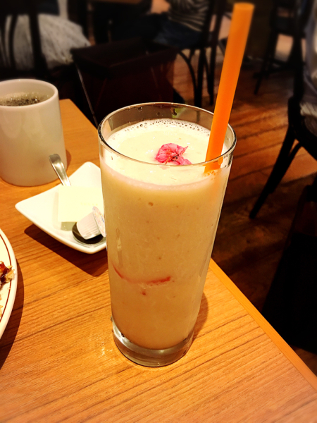 Eggs\'n Things 名古屋パルコ店_e0292546_07544579.jpg