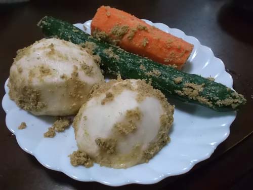 ぬか漬け かぶとにんじんときゅうり_f0019498_211866.jpg