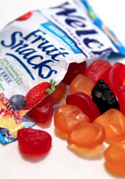 アメリカでグミ型「フルーツ・スナック」(fruit snacks)が新たな健康食品としてブレイク中?!_b0007805_10111124.jpg