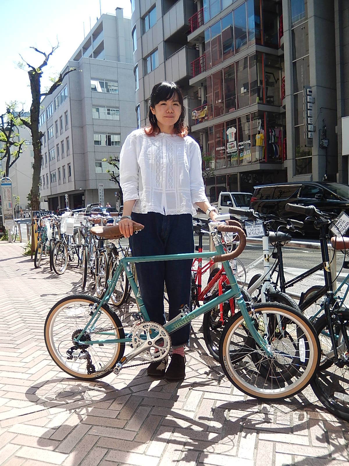 4月30日　渋谷　原宿　の自転車屋　FLAME bike前です_e0188759_18373766.jpg