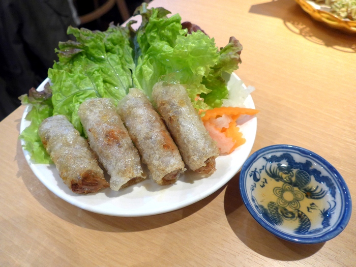 新宿二丁目「ベトナミング」へ行く。_f0232060_1252764.jpg