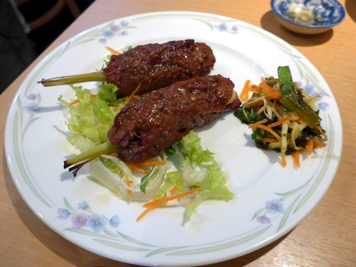 新宿二丁目「ベトナミング」へ行く。_f0232060_1264494.jpg