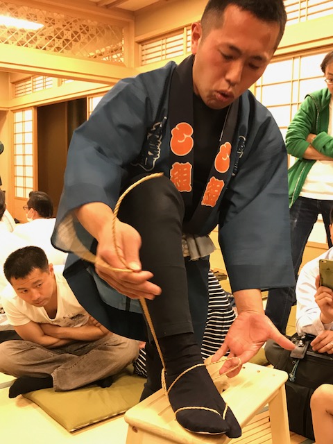 浅草神社「社子屋」今月は祭礼月_d0028327_15435343.jpg