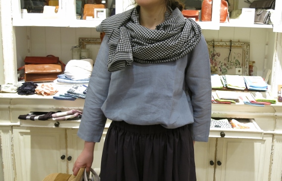 evam eva から、リネンの魅力が詰まったシリーズです。_c0227633_2172340.jpg