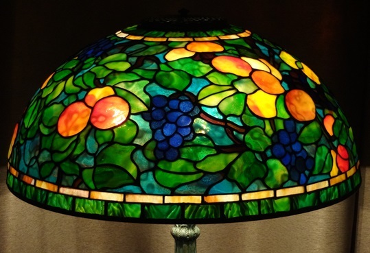 tiffany　fruit　lamp_d0153055_07125509.jpg