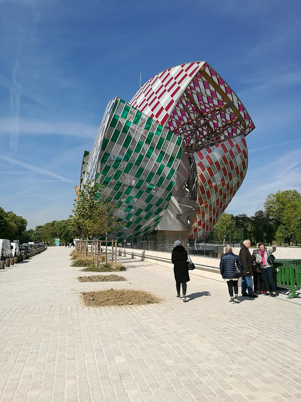 Paris 2日目 建築探訪の日_c0114110_12250789.jpg