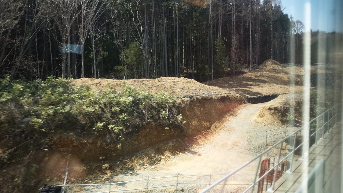e0027711_08245284.jpg