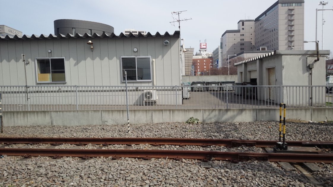 e0027711_08474730.jpg