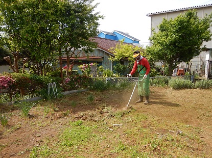 石丸工務店 草刈り_e0077899_19502432.jpg