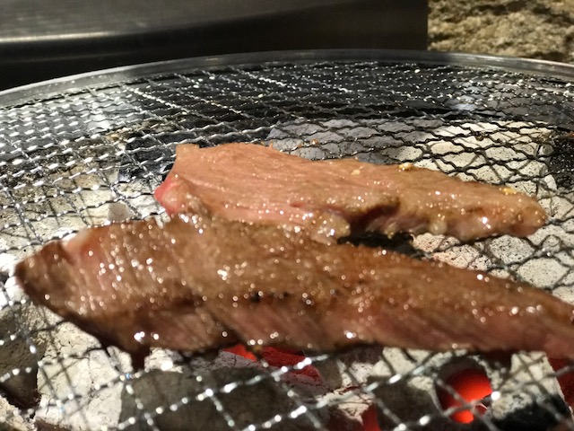 肉は肉で。_a0050302_13322297.jpg