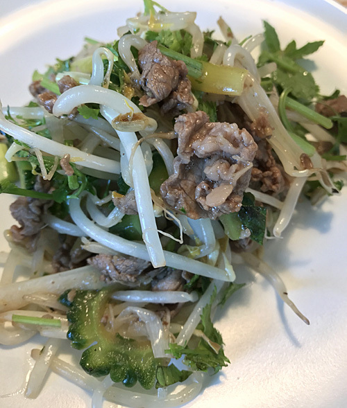 ベトナム風の野菜炒め_b0014003_18572243.jpg