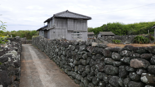 海界の村を歩く 東シナ海 黄島 (長崎県)_d0147406_09283763.jpg