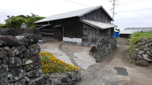 海界の村を歩く 東シナ海 黄島 (長崎県)_d0147406_09304949.jpg
