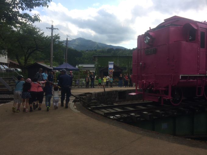 ピンクの機関車_c0291710_18362760.jpg