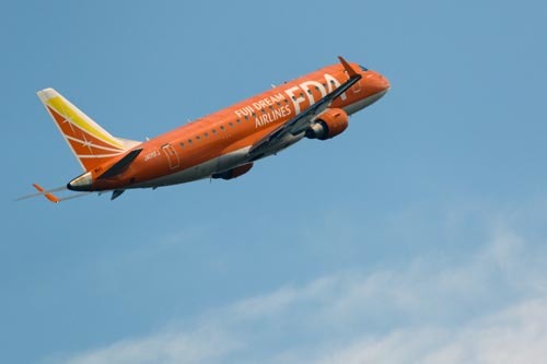 0505仙台空港　レアな色のヒコーキが来たので記念写真ｗ_c0148812_20245371.jpg