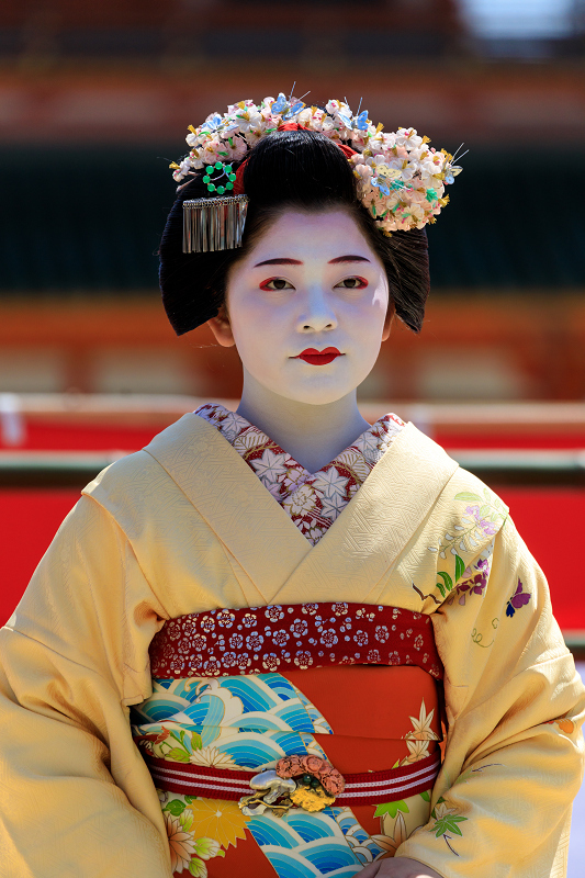 平安神宮例大祭翌日祭　舞踊奉納（祇園甲部　清乃さん、市晴さん、まめ衣さん）_f0155048_025526.jpg